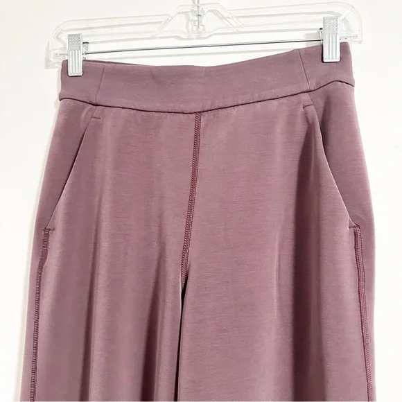 Lululemon Softstreme High-Rise Straight-Leg Cropped Pant - Picture 3 of 7